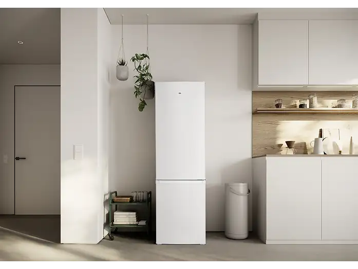 Frigorífico combi - ok. OFK 651 E W, Compresor, 180 cm, 262 l, Pies ajustables, Blanco